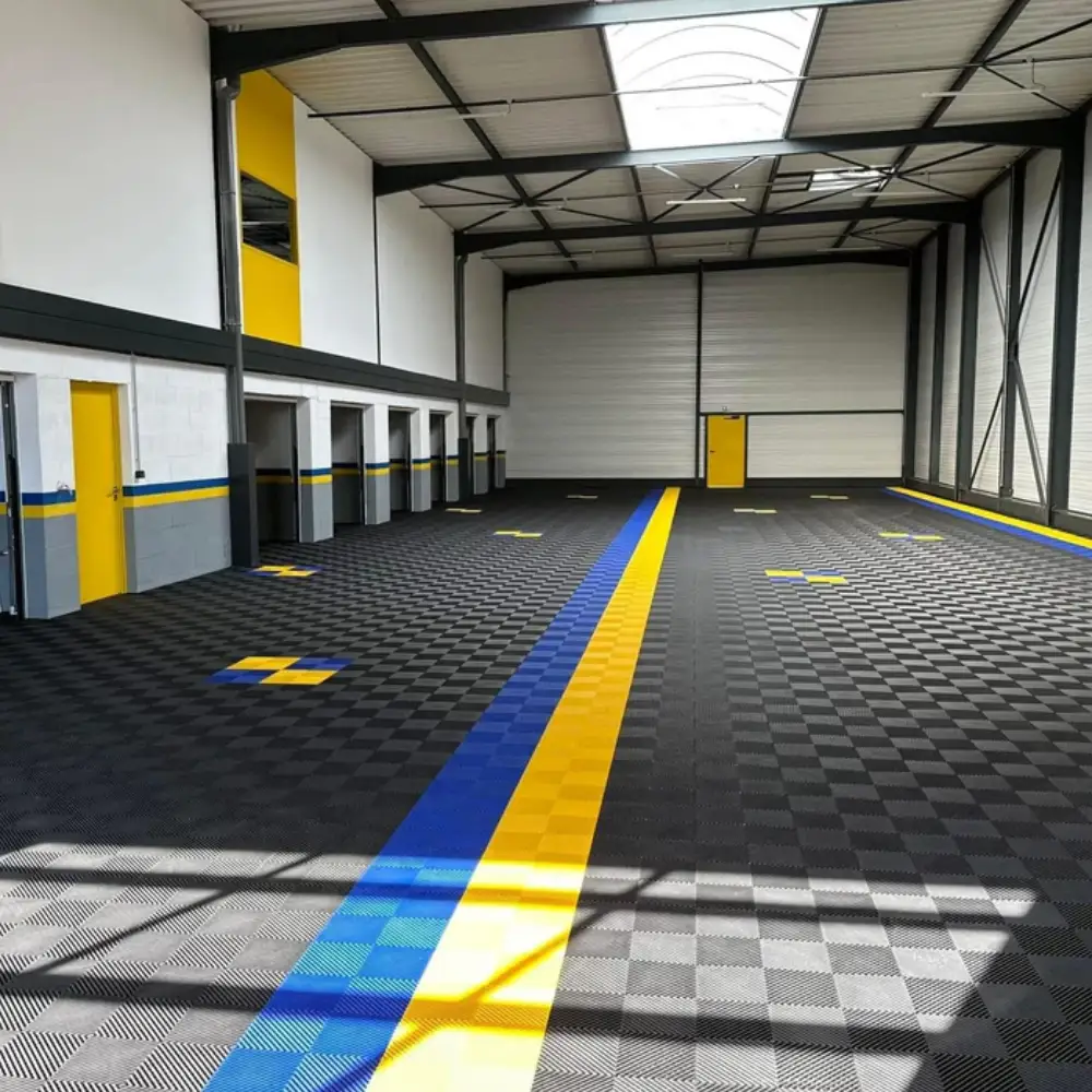 Garage flooring tiles for quick install, strong grip and moisture resistant surface.