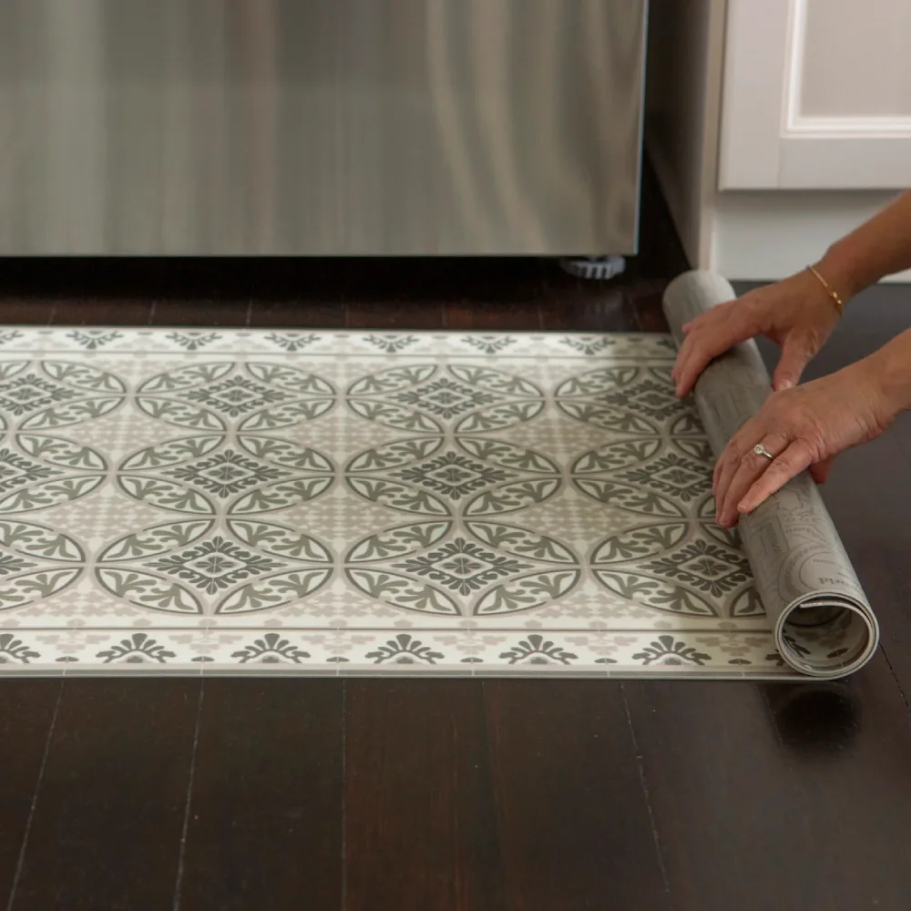Modern decorative Vinyl Mats protecting a kitchen floor with a stylish pattern.