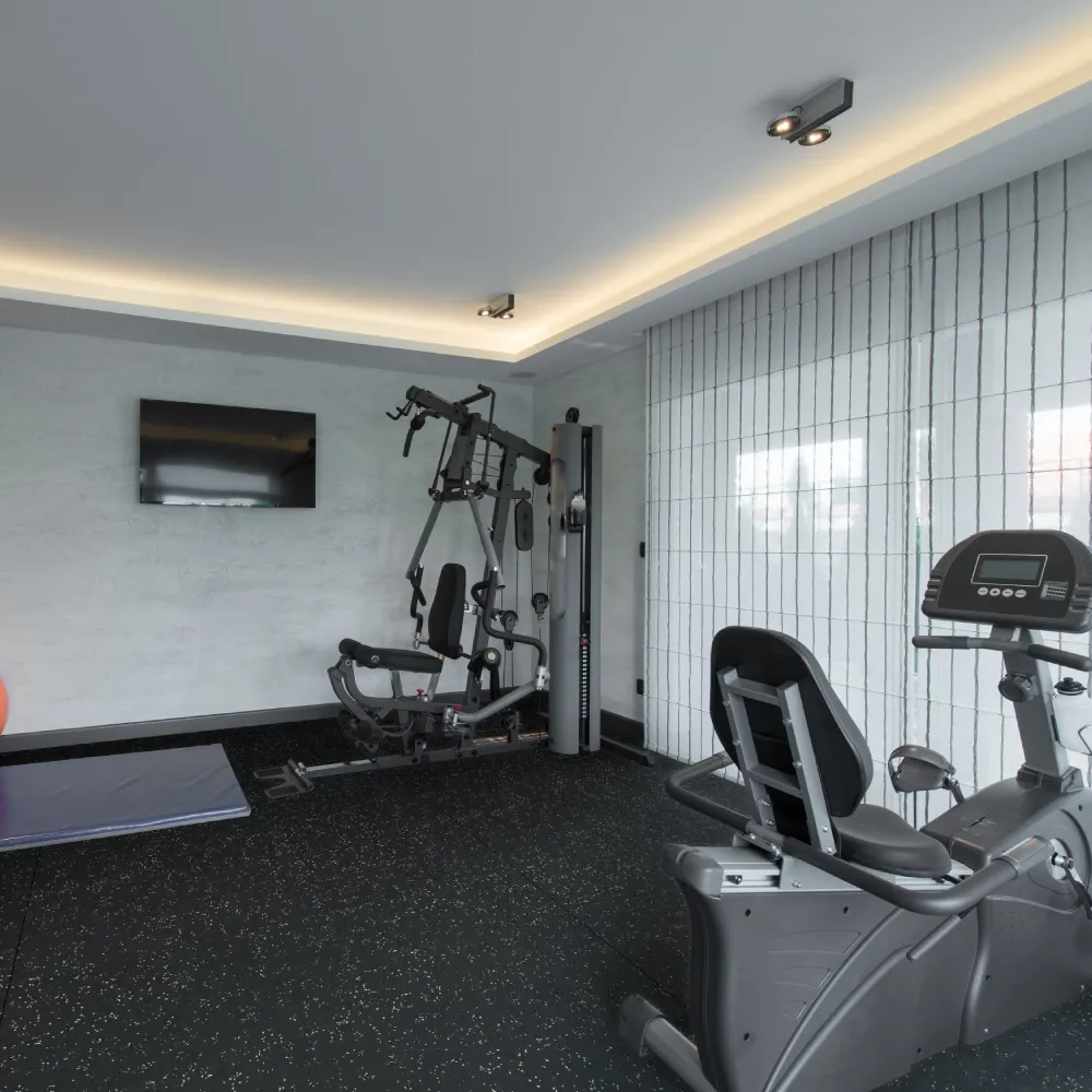 Buy gym mats Dubai online premium rubber flooring for home gym and fitness applications