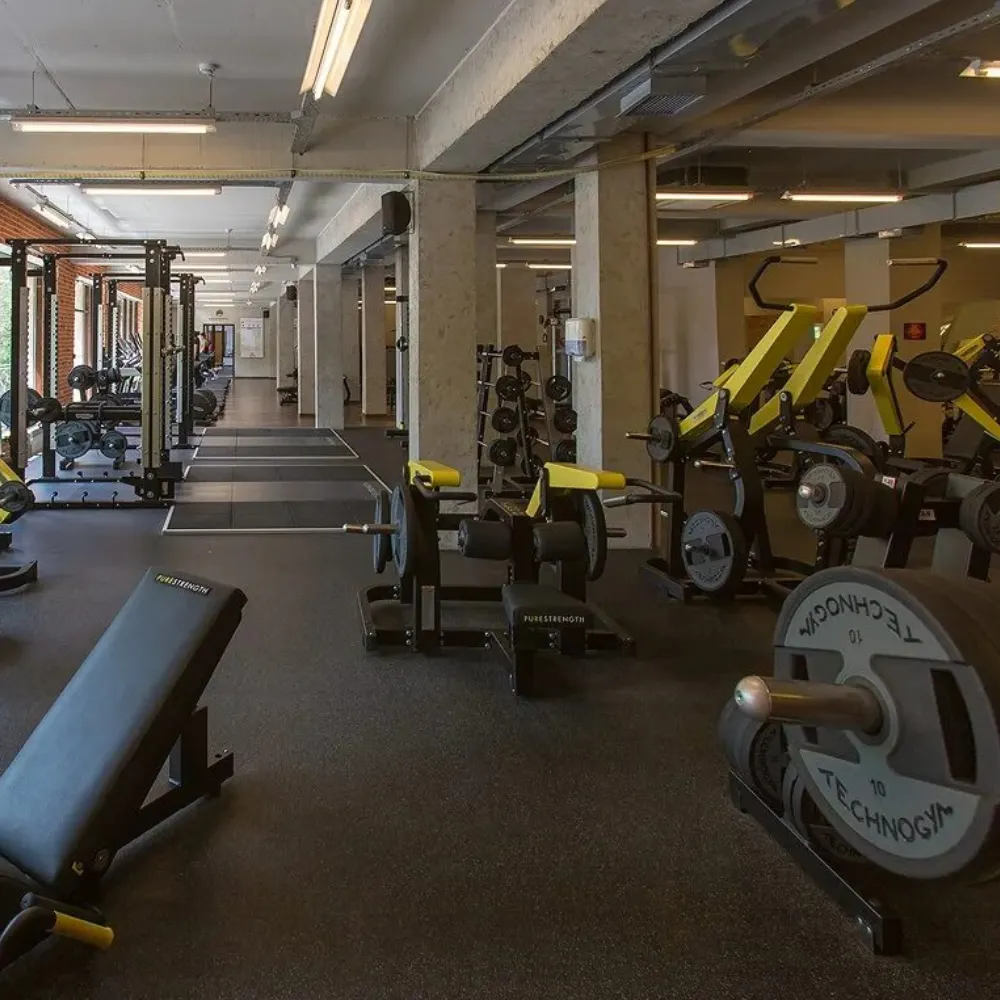 Anti-slip rubber gym flooring Dubai for cardio section