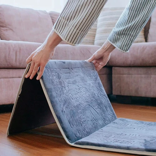 Foldable Prayer Mats with lightweight design for easy travel, daily Salah, and outdoor worship