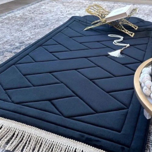 Prayer Mats Dubai offering mosque-quality rugs with durable stitching and premium craftsmanship.